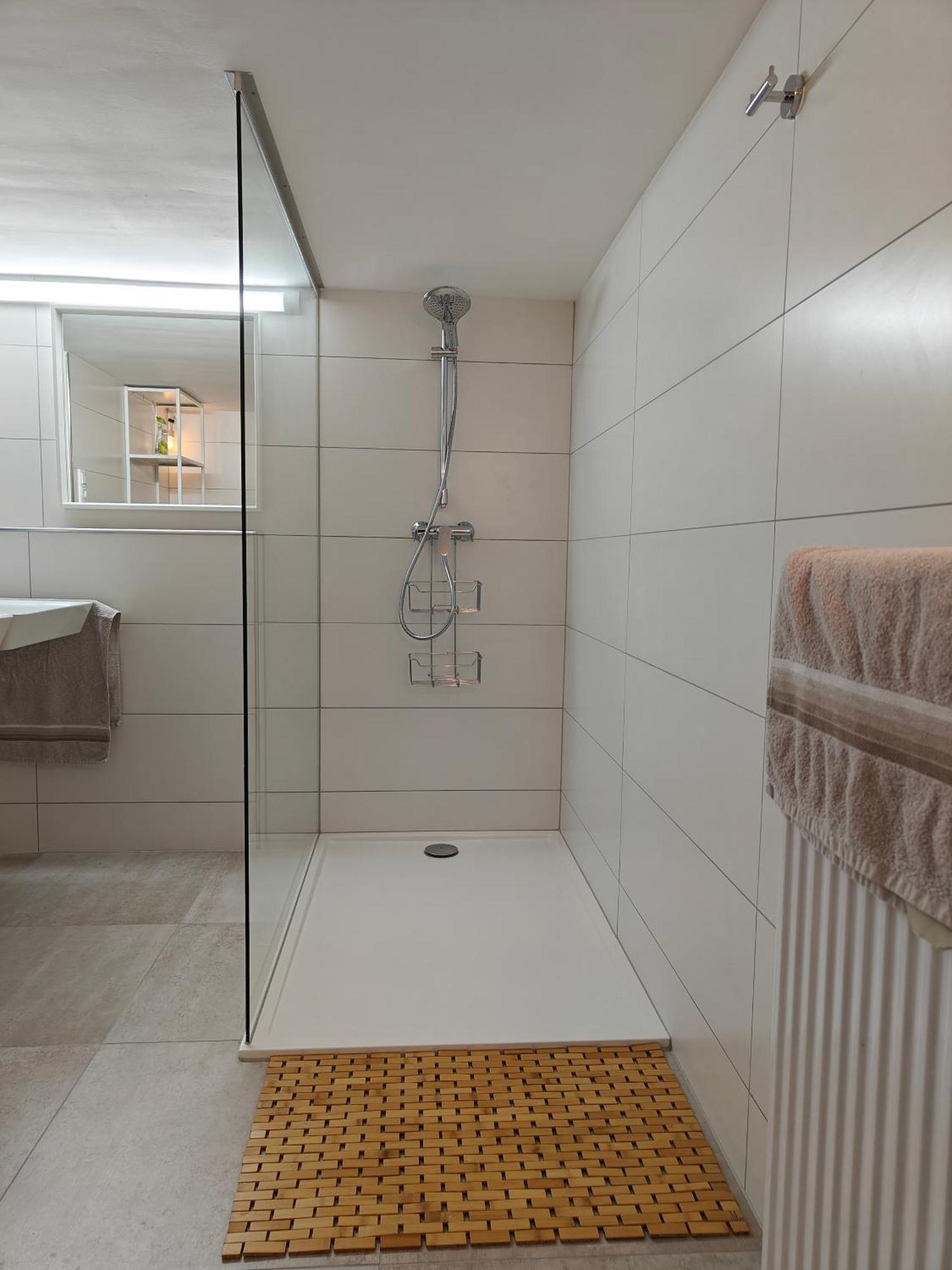 "Goldbergsee Apartment" - Im Vorort Von Coburg Mit Parkplatz & Terrasse, Ferienwohnung Exterior foto